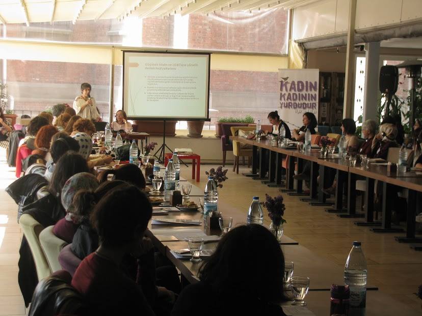 Göçmenlerin olmadığı kadın dayanışması eksiktir! | Kaos GL - LGBTİ+ Haber Portalı Haber